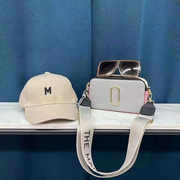 

camera designer bag the tote womens mens leather handbags shoulder clutch crossbody bags fashion cowhide baguette toiletry cosmetic luxury b