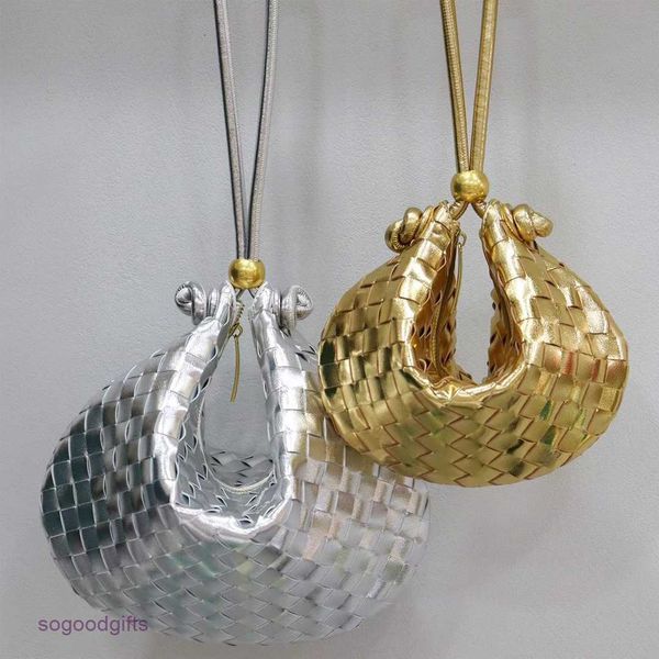 

bottegas bag mini jodie venetas 2023 same metal ball woven single shoulder shell cloud bag portable dumpling with logo 52jz