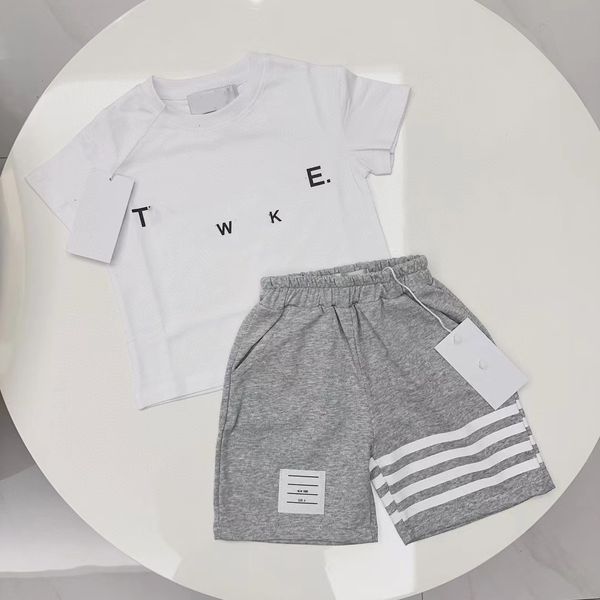 

baby clothe kids t shirt kid short set kids designer clothes summer boy girl two piece sets luxury brand lace letters, White
