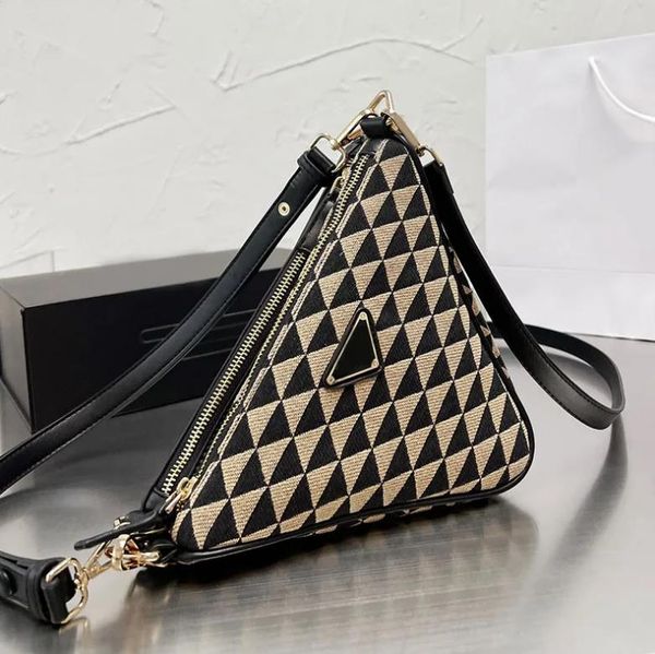 

triangle crossbody shoulder bag women handbags purse canvas leather detachable handle strap small tote wallets inside fashion letterstwo pie