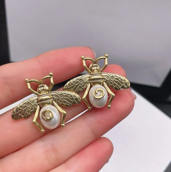 

luxury insect bee stud designer women hoop earrings stud alphabet earrings jewelry box set valentine's day gift engagement, Golden;silver