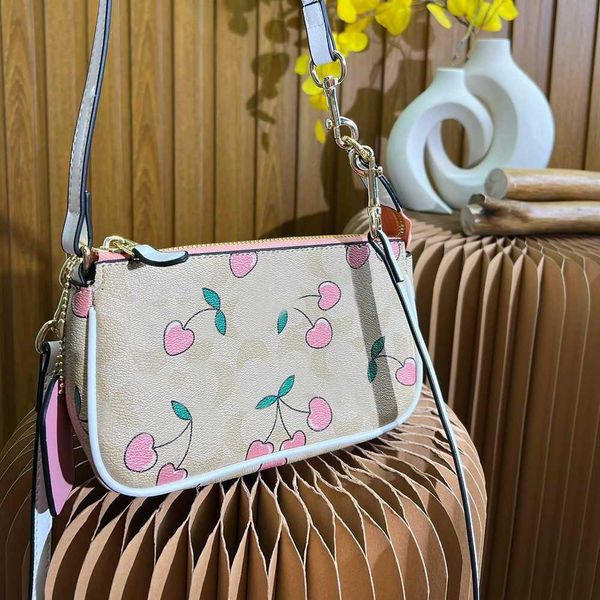 

pink cherry print designer bag leather shoulder bags c-letter underarm tote bag women fashion crossbody bags designers handbag purse 230207