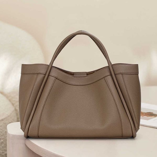 

2023 new genuine leather women's handbag fashion commuter mother and child large capacity tote one shoulder crossbody bag
