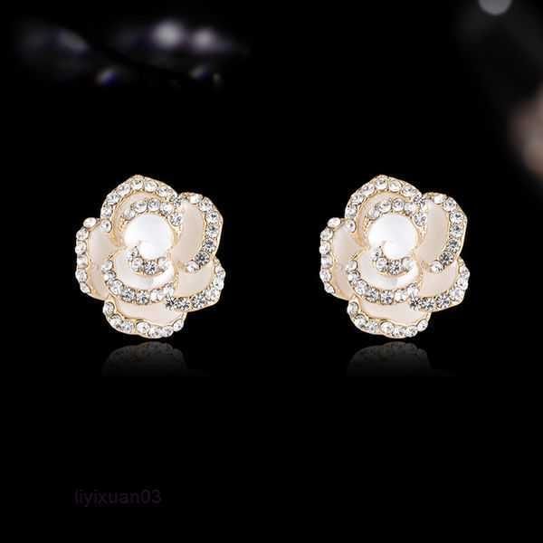 

stud temperament women camellia stud earrings brand luxury 18k gold plated simple dripping rhinestones s925 silver needle flower jewelry 1 b, Golden;silver