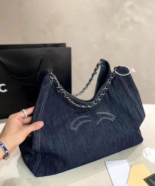 

new little fragrant canvas handheld beach bag mommy bag one-shoulder tote women's underarm bag