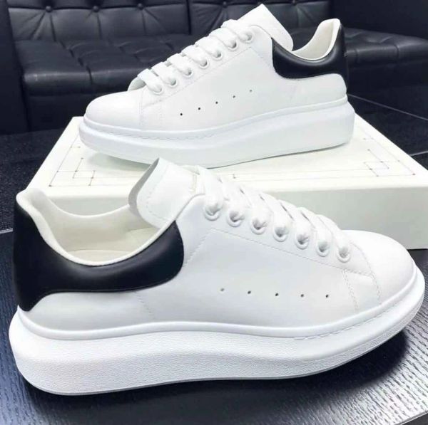 

perfect brands white black leather sneakers shoes chunky rubber outsole women men low-soft calfskin sports treaded rubber couple trainers