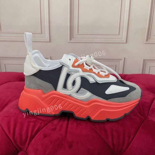 

new brand designer casual shoes for men women flat sneakers low panda white black grey fog chunky green glow triple pink dunks strange love