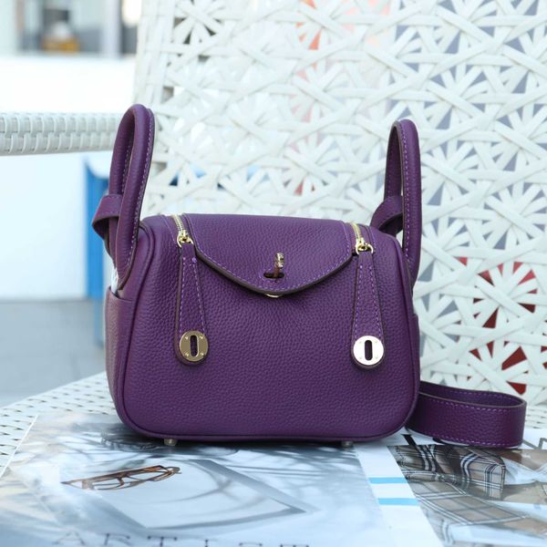 

2023 new togo layer cowhide mini doctor's bag women's fashion one shoulder diagonal cross portable pillow medicine bag