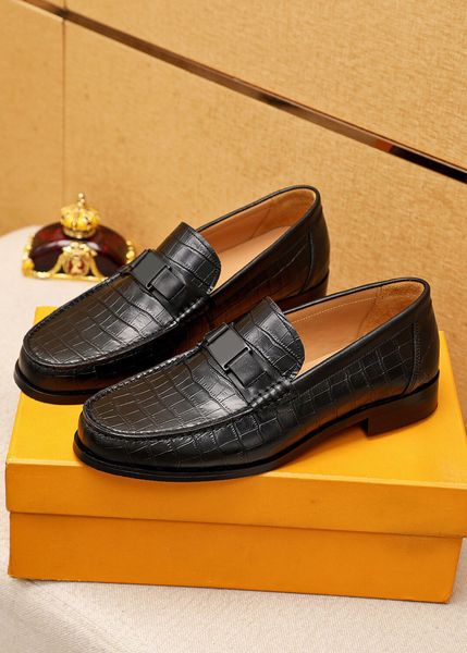 

2023 mens dress shoes fashion new style flats male casual breathable brand designer driving shoes size 38-45, Black