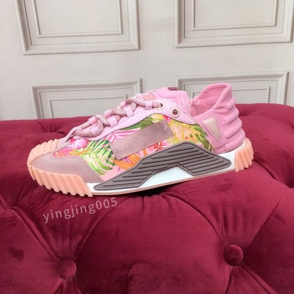 

2023new designer brand quality sneakers men shoes print check trainer platform trainers striped sneaker suede shoes, Black