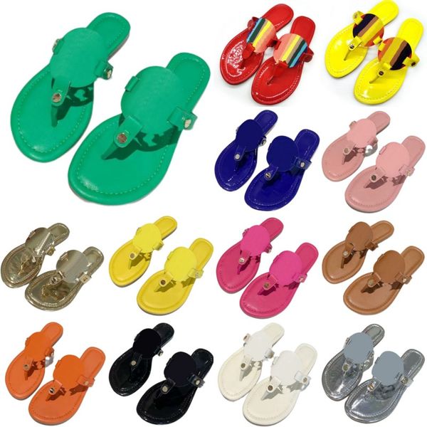 

new slipper designer sandals summer plate-forme shoes sliders multicolour beach shoes fahion stylish outdoor shoes mules for women flatsole, Black