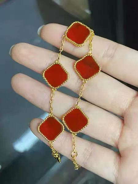 

van clover bracelet luxury designer jewelry four leaf bracelets 18k gold silver plate agate diamond fashion van love charm chain for women w, Black
