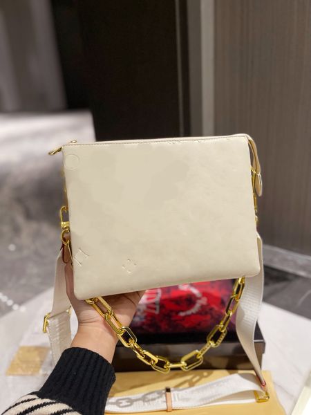 

ladies designer chain messenger bag luxury shoulder bag for any occasion