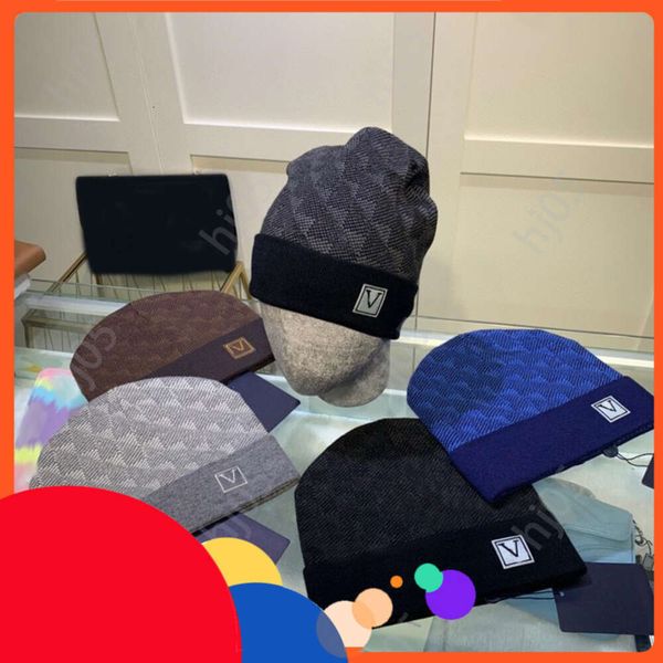 

1aPlaid designer beanie designer hats for men knitted bonnets winter hat fall thermal skull cap ski travel classical luxury beanies brown blacxx, 4#