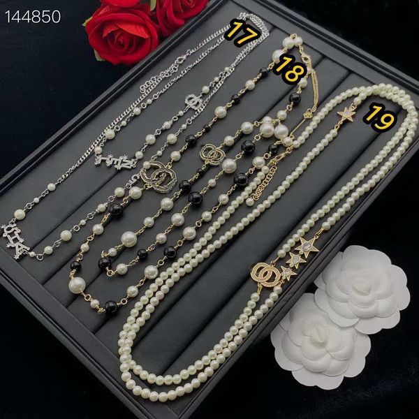 

Fashion Designer Sweater Chains 18K Gold Plated Curb Chain Pendant Necklaces Double Letter Geometric Pearl Peach Heart Womens Necklace Jewelry Accessories 002