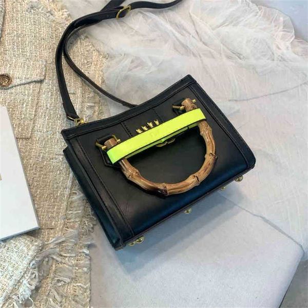 

purses solid color simple high-capacity version of women temperament commuting shopping texture small square bag clearance sale