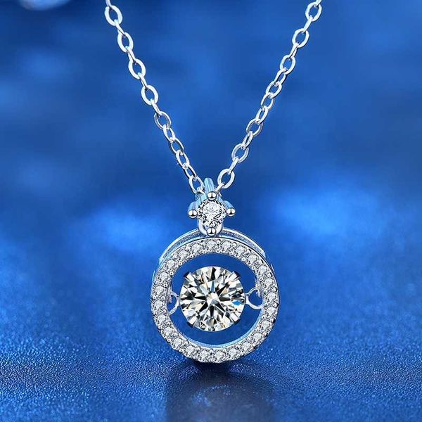 

Pendant Necklaces Fashion Romantic 0.5ct Moissanite Diamond Necklace s925 Sterling Silver Beating Heart Necklace Bling For Mothers Day Gifts
