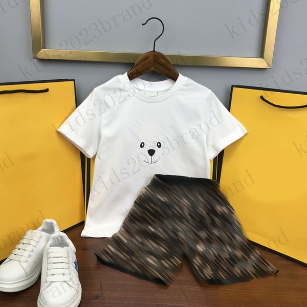 

2023 boys designer sports sets bear printing brand kids t shirts with shorts two pieces sets high end cotton t-shirts with short pants summe, White