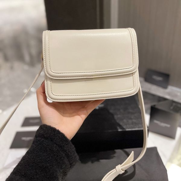 

fashion designer bag high-end quality shoulder bag high-end evening bag bright color and smooth feel, this bag is definitely more confident