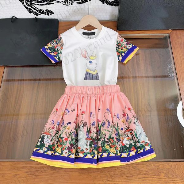

2023ss girls designer skirts sets flower printing t shirts with skirts two pieces sets pink color brand children dresses sets summer kids co, White