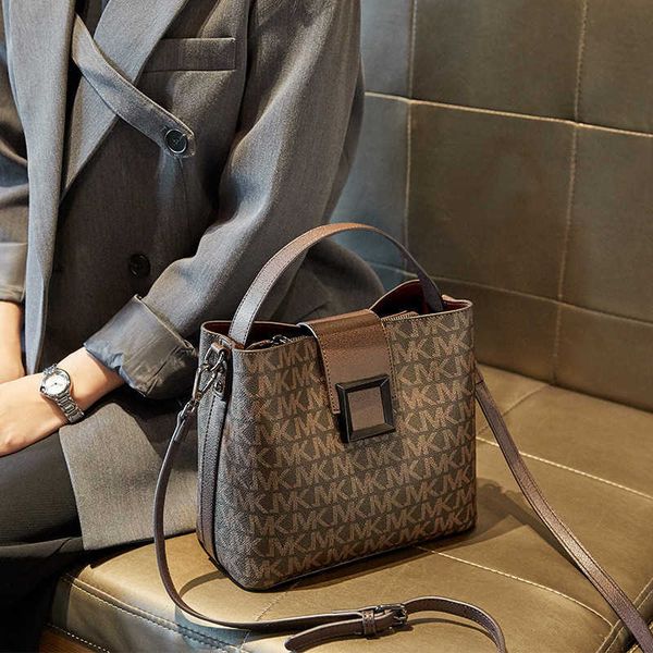 

bag female new style handheld bucket bag atmosphere one shoulder crossbody bag