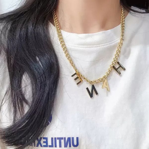 

2023 Luxury Fashion Designer Gold Plated Stainless Steel Necklace Letter Pendant Women's Hundred Necklace Wedding Party Birthday Gift Jewelry