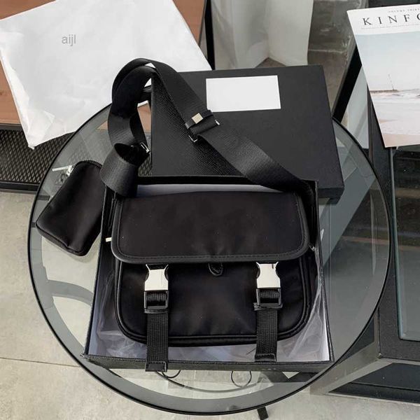 

fashion designer crossbody bags mens briefcases brand messenger shoulder new black purses ladies envelope bag zipper 2022