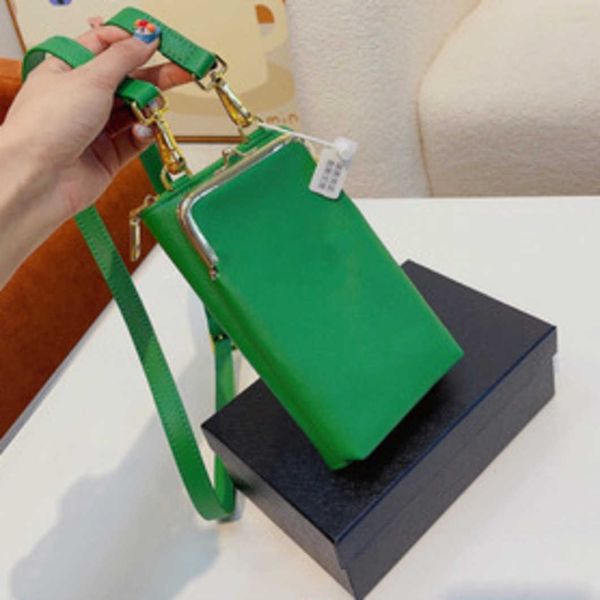 

evening bags 2023 luxury commuting new p inverted triangle daily cross grain mobile phone bag purse shoulder messenger double layer camera