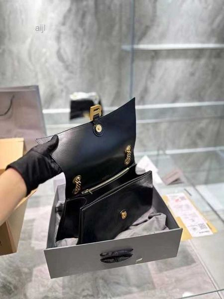 

shoulder crush bag designer bags balencigas 2023 autumn winter large sized chain oil wax leather black one