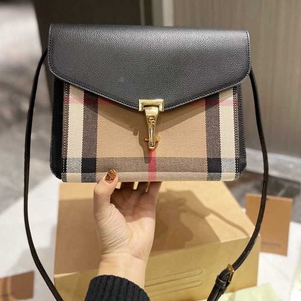 

2023 new fashion designer luxury bags for women brown crossbody handbags vintage leather wallet paris plaid the totes bag fashion purses 22p