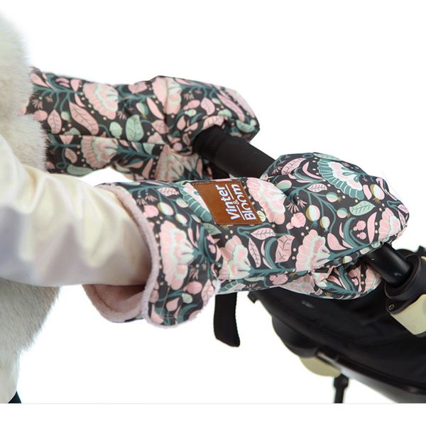 

stroller parts accessories winter pram hand muff baby carriage pushchair warm plush cover gloves for babies 230202