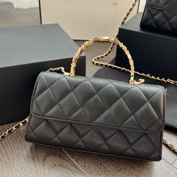 

luxurys designers shoulder bags quality high c handbags fashion women crossbody handbag classic metal handle chain bag clutch totes ladies p