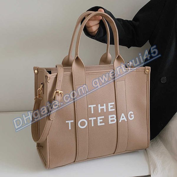 

qwertyui45 shoulder bags bags luxury designer bag tote women handbags letter 2022 brands soft pu shopper purses crossbody for clutch 020223h
