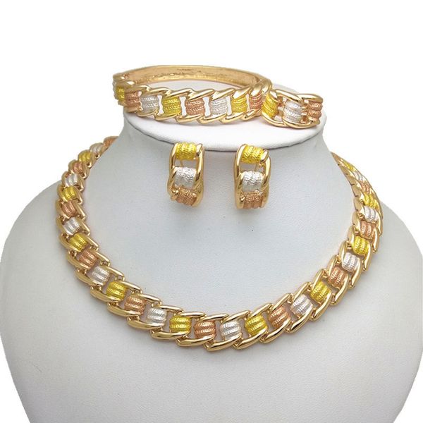 

wedding jewelry sets kingdom ma nigerian bridal african gold color set dubai imitated crystal necklace bracelet earrings ring 230203, Slivery;golden