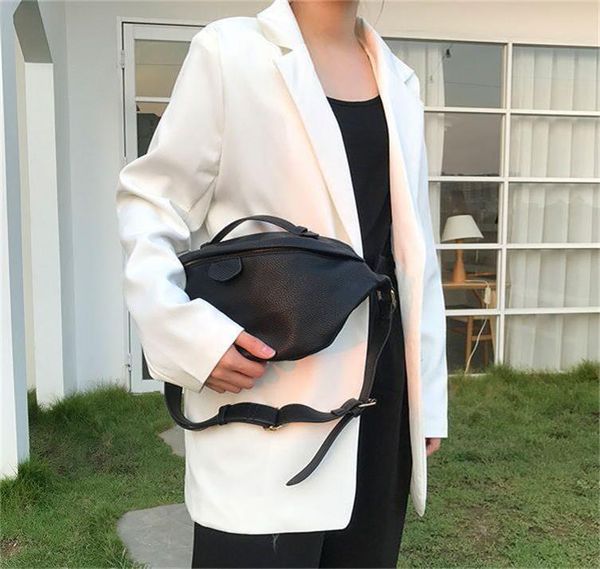 

2023 waist bags temperament bumbags fanny pack bum embossing flowers famous soft leather luxurys designers bags serial number date code dust