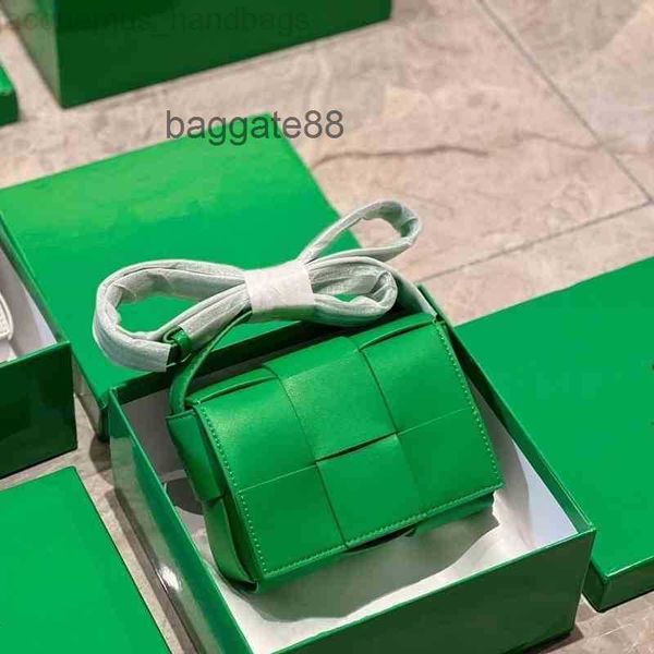 

vene designer bottegas handbags bags cassee super mini woven 2022 grid single shoulder messenger mouth red envelope texture leather tw44
