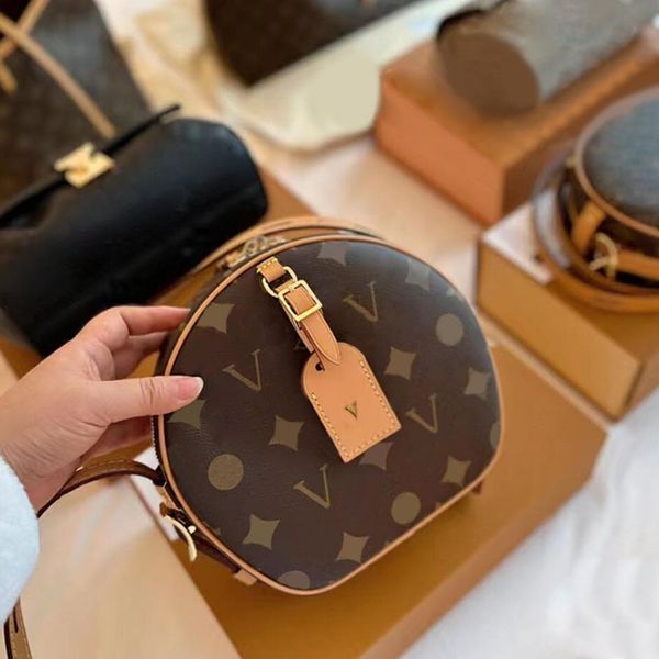 

classic round shoulder bags mens women waist bag fashion design chest bag girls boys handbag purses crossbody shoulder bags
