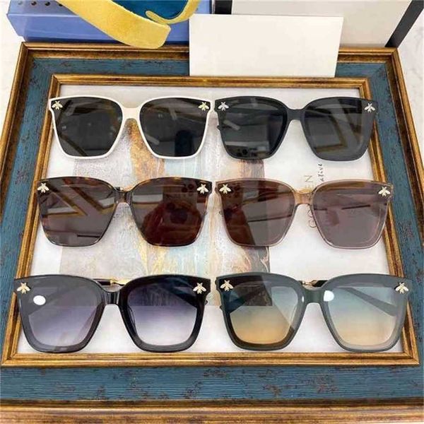 

30% off 2023 luxury fashion version family leg and the same box, White;black