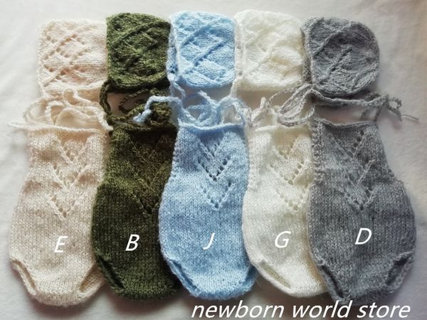 

keepsakes born pography props mohair hat and mohair shorts. 230204