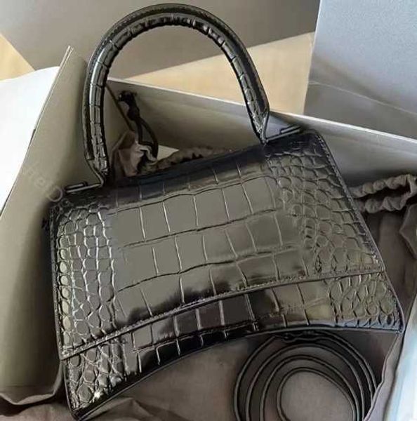 

genuine leather hourglass handle fashion crossbody bags women's men tote luxury designer mylon shopping wallet camera card fghgf