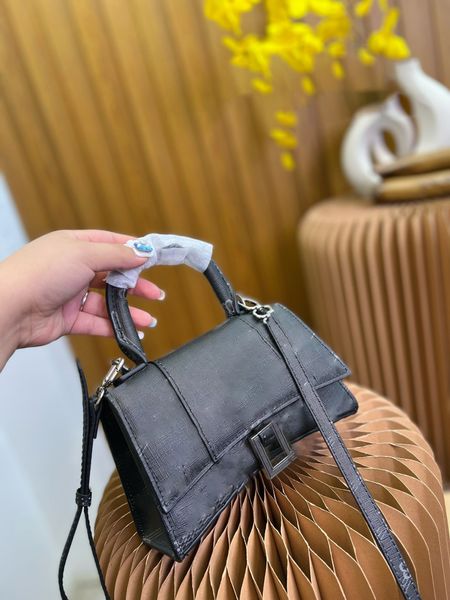 

aged hourglass bag messenger bag handbag shopping bag curved advanced simple retro multi-color optional 5a quality
