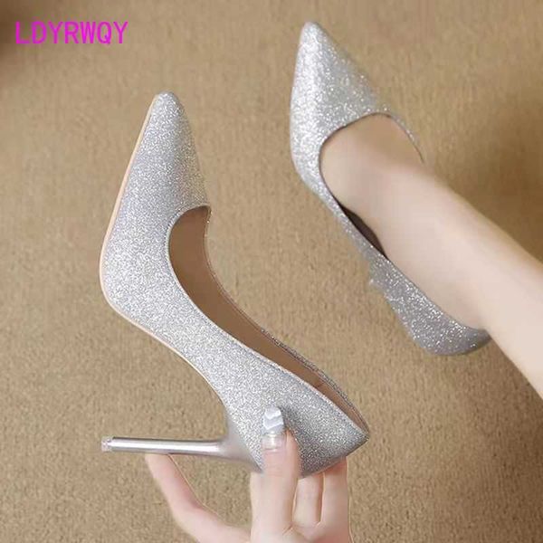 

dress shoes high heels for women with thin heel spring 2022 online celebrity all-match silver shoes for women with crystal tips g230203, Black