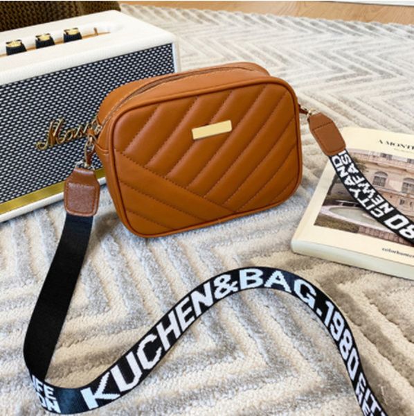 

new arrival fashion women's small crossbody bag pu leather messenger bag zipper handbag purse summer travel bag for female c01