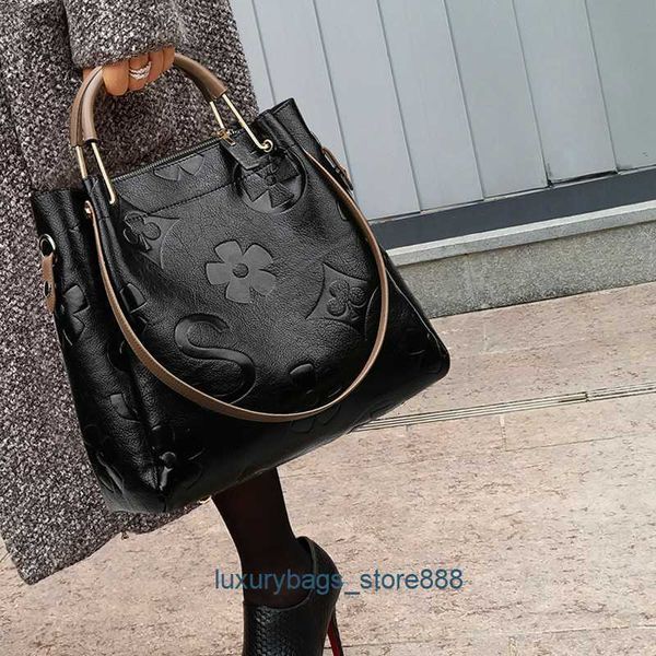 

store wholesale handbag online export women's bag 2023 new atmospheric fashion temperament one-shoulder white diagonal