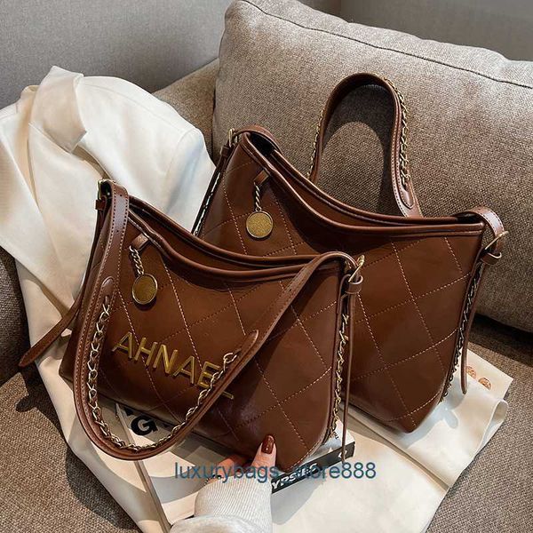 

factory handbags are exported online this year's popular small bag 2023 autumn and winter new women's versatile chain msenger sing