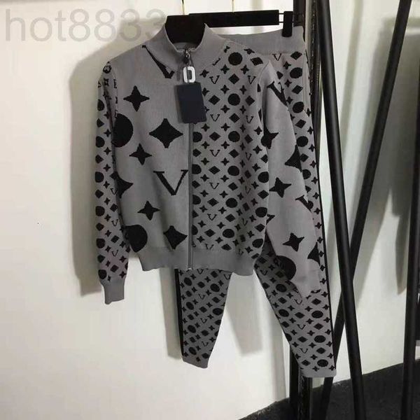 

women's tracksuits designer woman clothes womens sweatshirts mens tracksuit coats and pants clothingknitted sweater, Gray