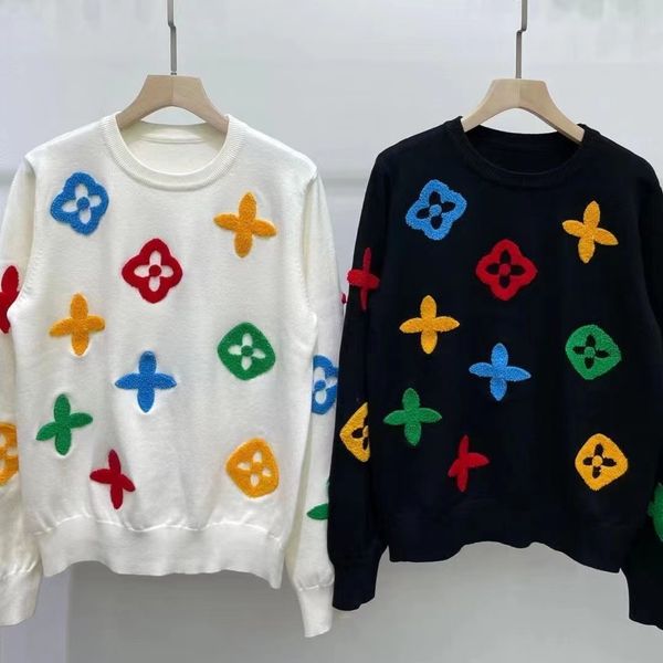 

2022 autumn and winter 4 leaf grass towel embroidered jacquard round neck long-sleeved sweater women's slim fashion sweater, White;black