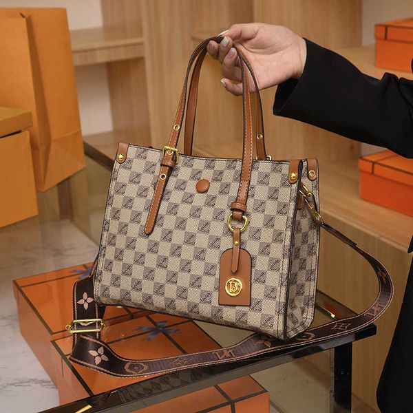 

printed women's bag autumn and winter new fashion large capacity casual handbag tote bag versatile shoulder bag