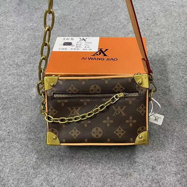 

store clearance promotion handbag online export new old pattern luxury small square bag soft box chain single-shoulder cross-body women&#039