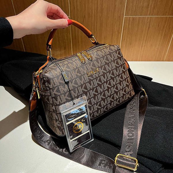 

handbag women's 2023 new niche design boston bag texture versatile fashion style shoulder messenger bag